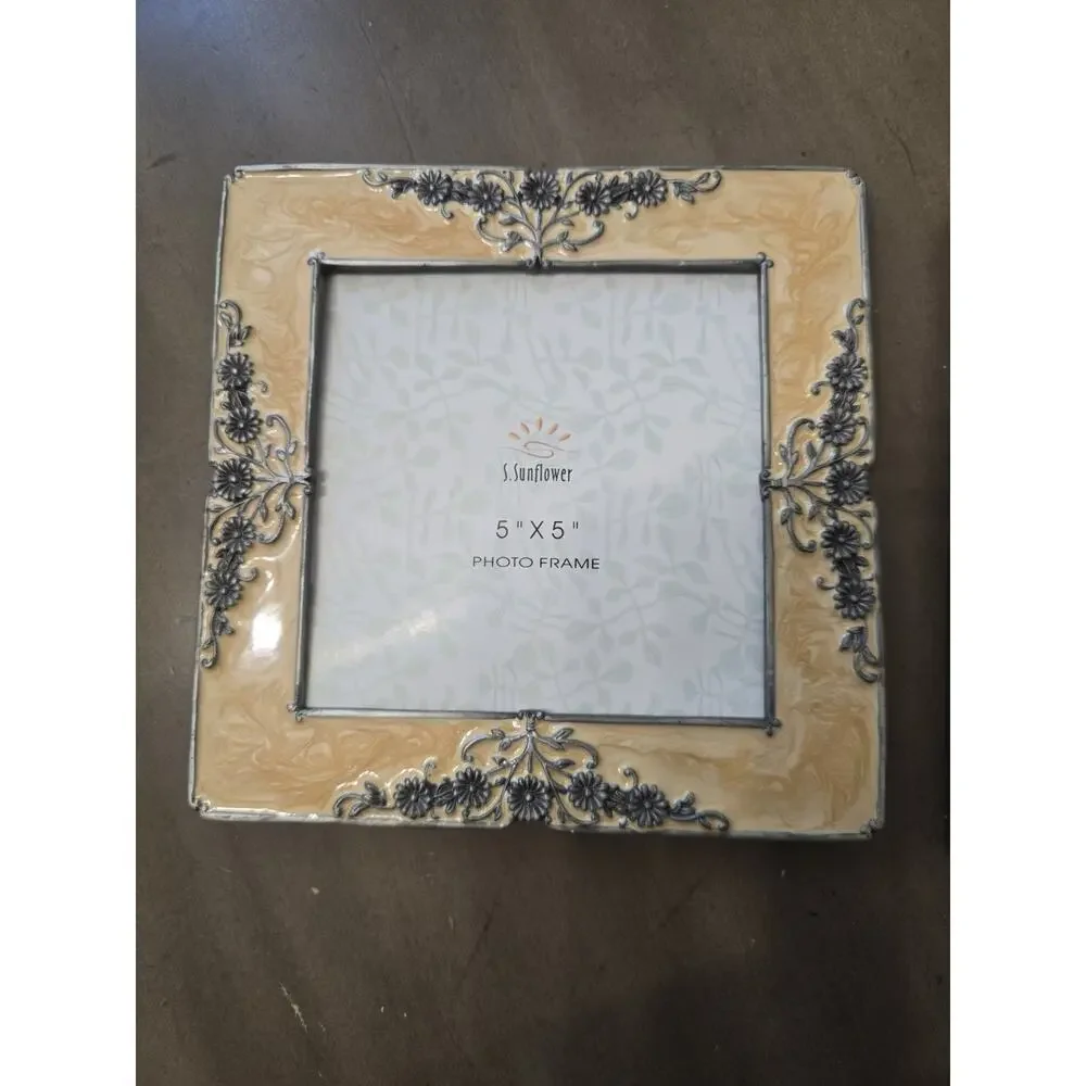 Set Of 2 Ivory Swirl Enamel Metal Flower Picture Frames – Holds 5